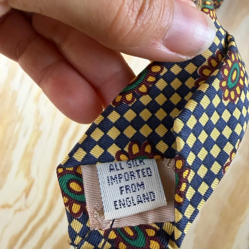 Paul Stuart Mens Silk Tie Navy Yellow Checkerboard Floral Medallion England 3.5